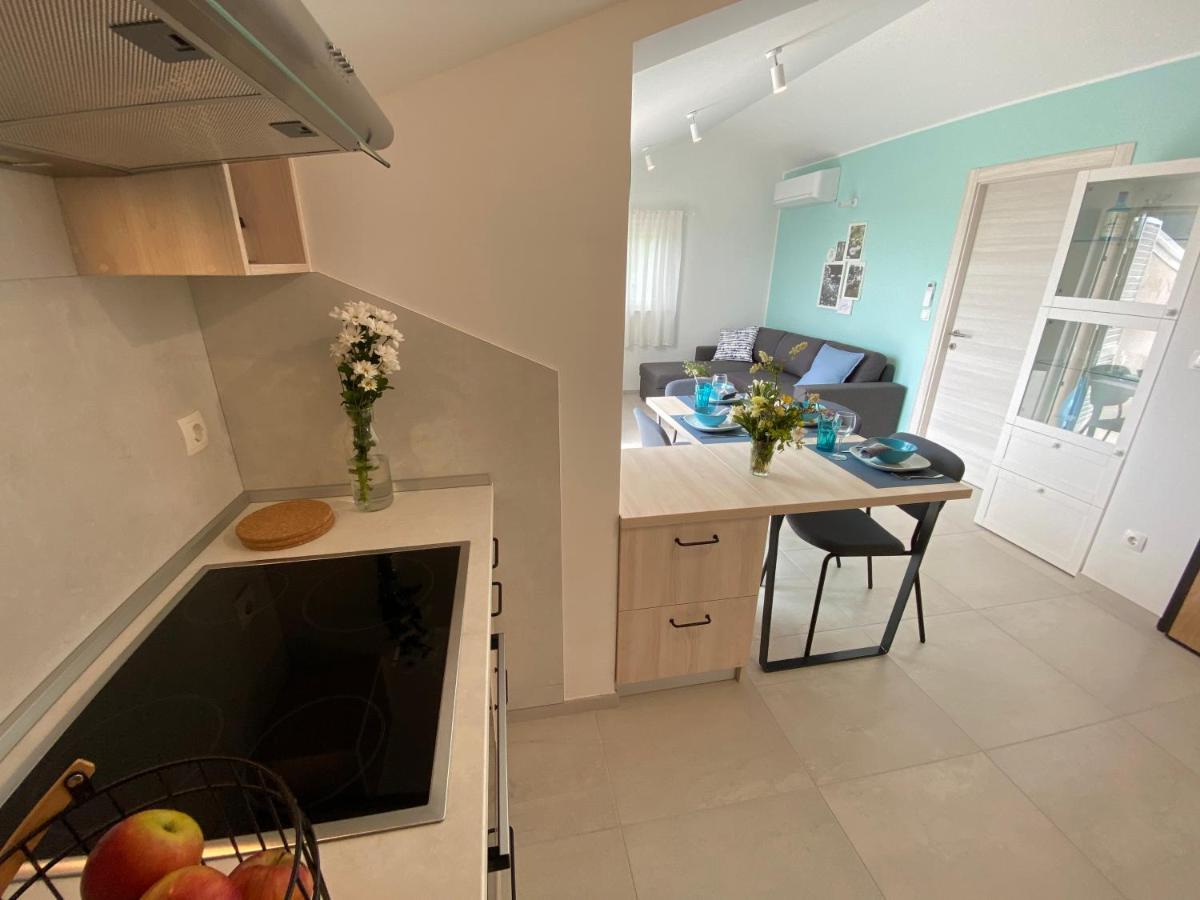 Apartment Vital Nerezine Ngoại thất bức ảnh